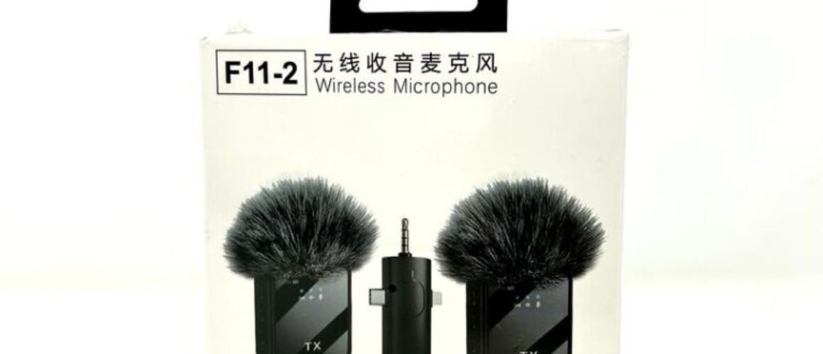 F11-2 wireless microphone for live streaming, interviews, and vlog/short video recording