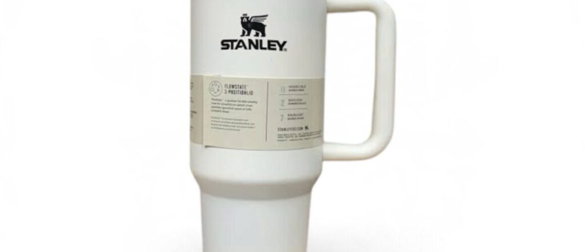 Stanley Quencher H2.0 FlowState Vacuum Insulated Tumbler – 40 oz (Cool Serene Brushstrokes) – 100% Authentic